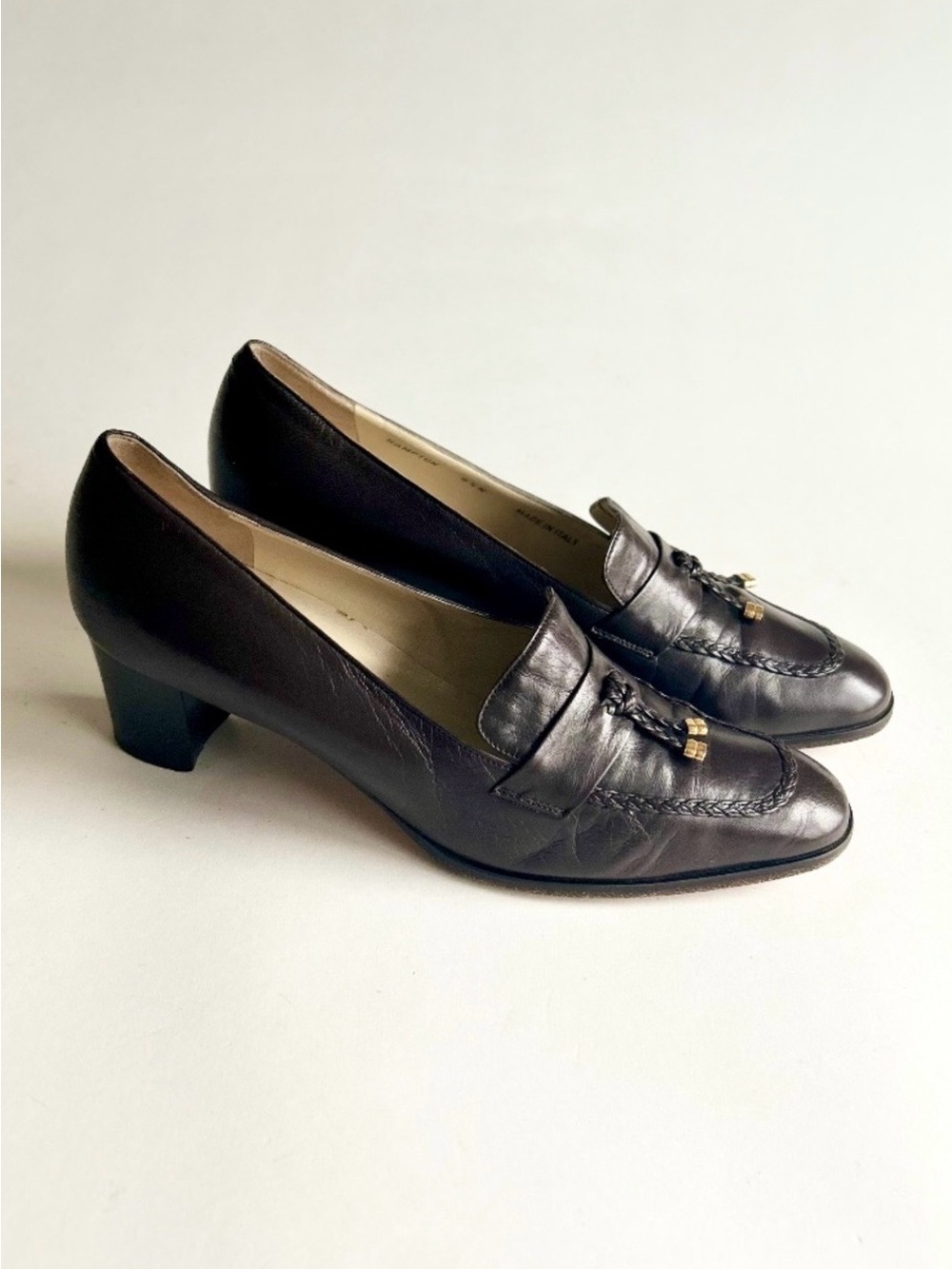 Bally Brown Genuine Leather Classic Pumps size 8.5 N. Made in Italy.